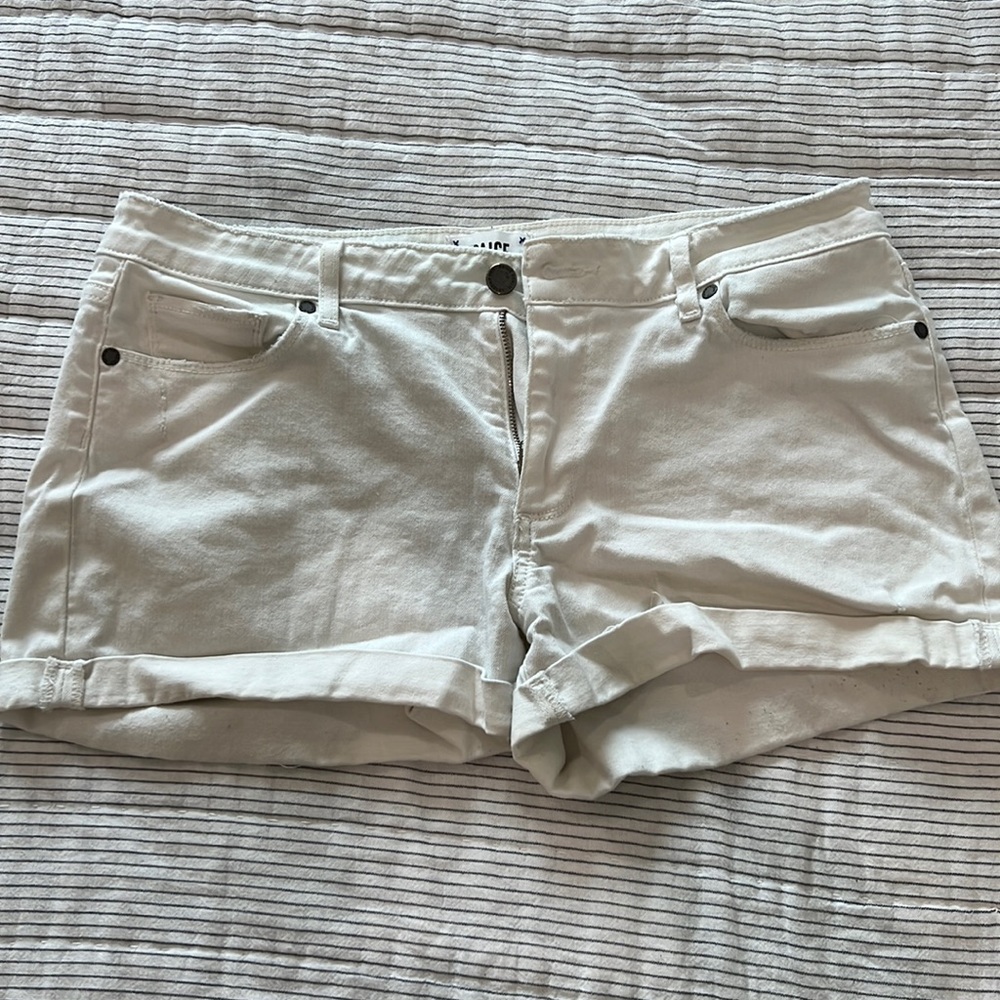 Paige Shorts Size 30